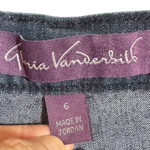 Gloria Vanderbilt Womens Denim Capris With Embellished Back Pockets - Size 6 - Picture 4 of 5